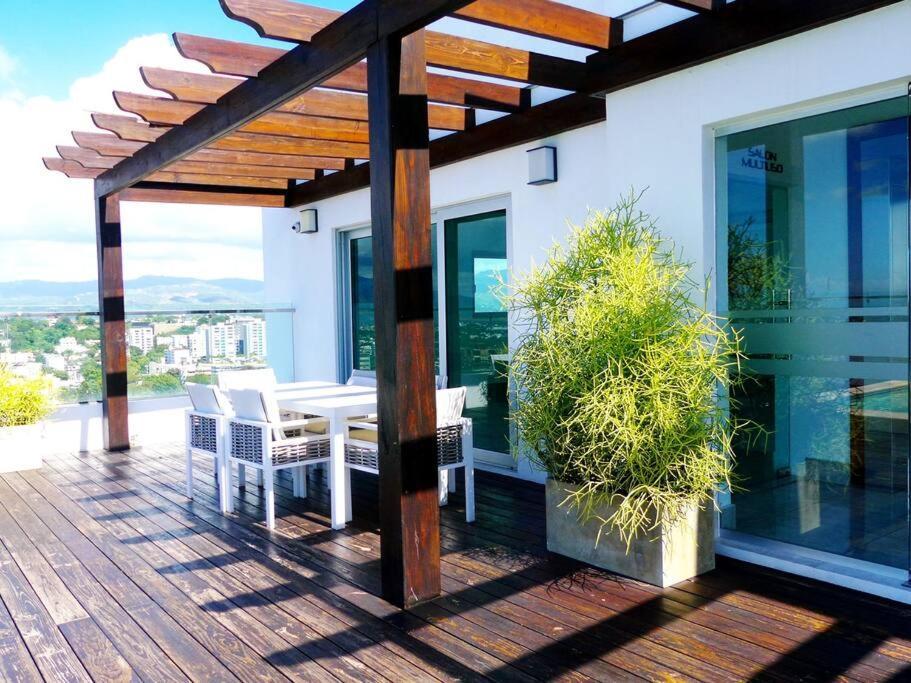 Suites Room Soha II Сантьяго-де-лос-Кабальерос Экстерьер фото